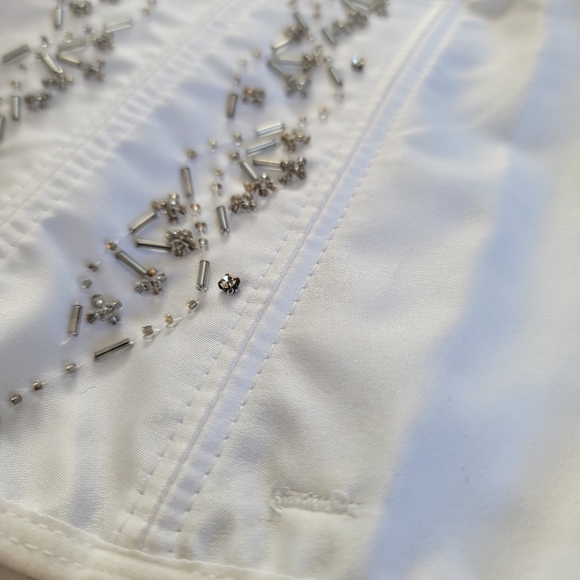NWT Frederick's White Corset with Silver beaded and Crystal detail - Size: Large - Picture 9 of 9